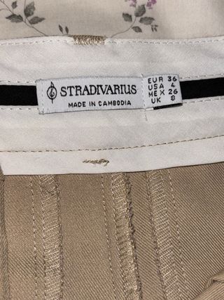 Pantalones Stradivarius Beige