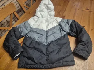 Plumas Nike Junior M (137-147 cm)