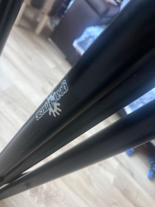 Trípode para altavoces