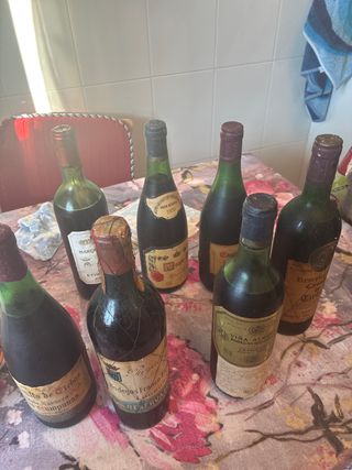 Botella vino antigua Gran Reserva 1970