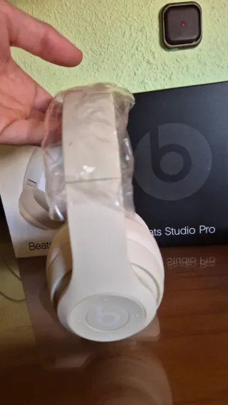 Auricolari Beats Studio Pro Beige