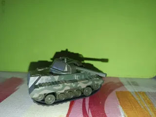 Miniatura Tanque Majorette 1/64 Sonic