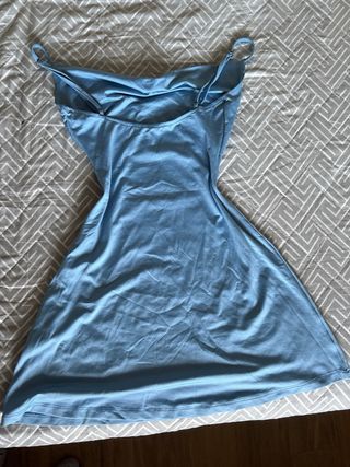Vestido azul ajustado