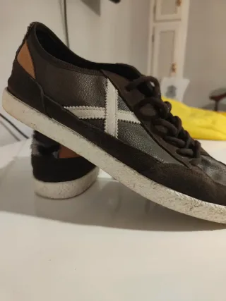 Zapatillas Munich Marrones