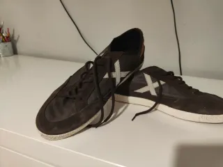 Zapatillas Munich Marrones