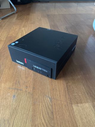 Desktop Lenovo Nero
