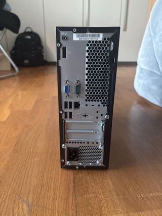 Desktop Lenovo Nero