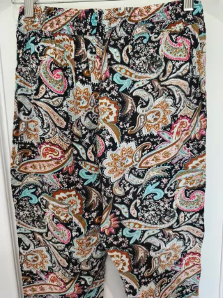 Pantalón estampado mujer