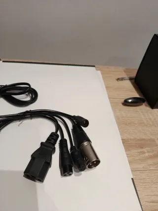 Cargador Batería Litio Patinete Eléctrico