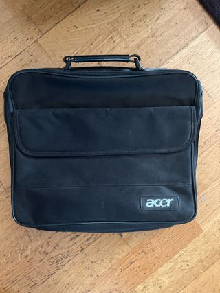Maletín portátil Acer negro