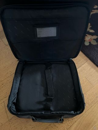 Maletín portátil Acer negro