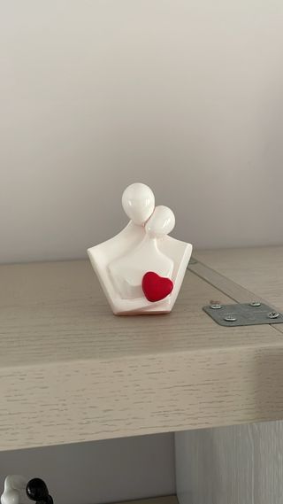 Statuetta coppia di innamorati