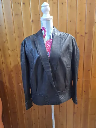 Chaqueta Cuero Vintage Yves Saint Laurent Mujer