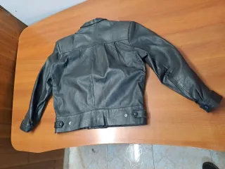 Chaqueta Cuero Vintage Yves Saint Laurent Mujer