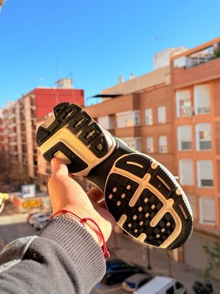 Zapatillas Nike Mujer V2K Plata y Blanco