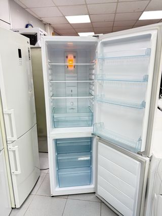 Nevera Daewoo No Frost 1.85m x 60cm