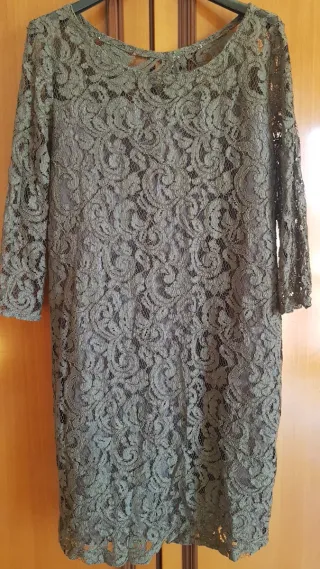 Abito elegante con pizzo