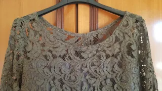 Abito elegante con pizzo