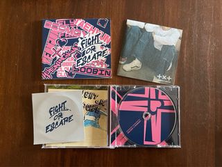 TXT The Chaos Chapter: FIGHT OR ESCAPE