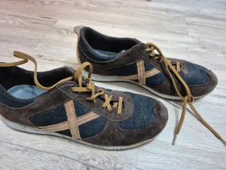 Munich Bambas Marrones y Negras