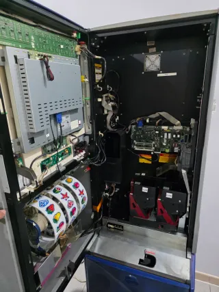 MAQUINA // PERLA NEGRA SALON 1000 \\