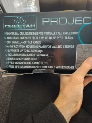 Brazo ajustable para proyectores