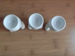 3 HUEVERAS VINTAGE CERÁMICA ESMALTADA