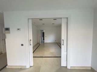 Casa pareada en alquiler en Piovera - Conde Orgaz en Madrid