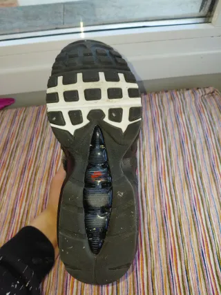 Nike Air Max 95 Negro Gris