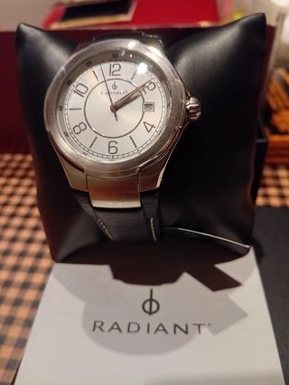 Reloj Radiant Plata y Negro