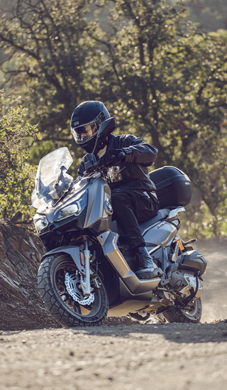 QJ MOTOR ATR 125 Scooter