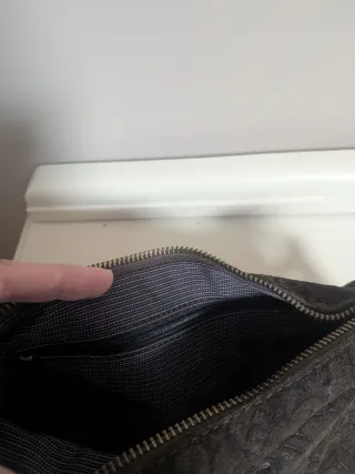 Bolso de piel con flecos