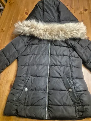 Anorak niña con capucha y pelo