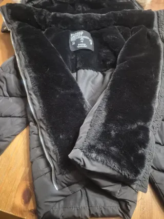 Anorak niña con capucha y pelo