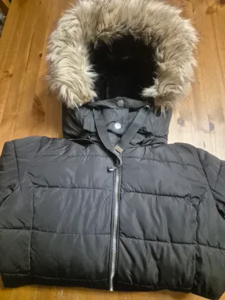 Anorak niña con capucha y pelo