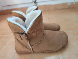Botas estilo UGG barefoot marrones T.38.5/39