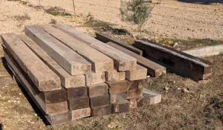 Traviesas de madera rústicas