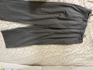 Pantalón gris Zara Talla M