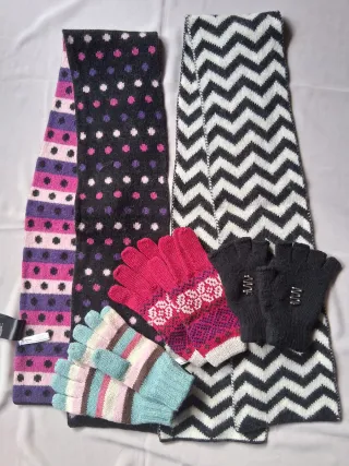 2 bufandas y 3 pares guantes niña, 7-12 años