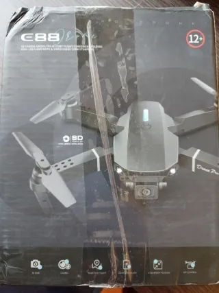 Dron E88 Pro Cámara SD 12+