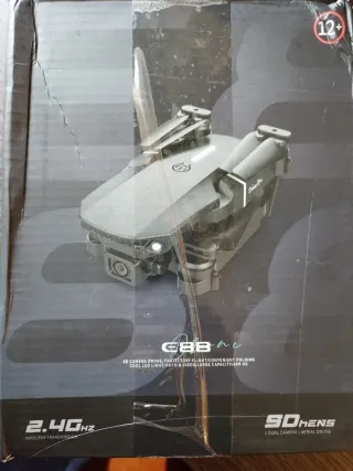 Dron E88 Pro Cámara SD 12+