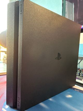 Ps4 Slim Sony Nera 500gb + 6 giochi