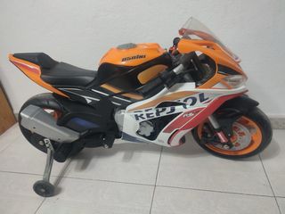 Moto de juguete Repsol