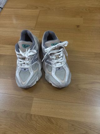 Zapatillas New Balance 9060 Beige/Gris