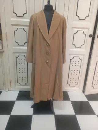 Abrigo Vintage Señora Beige