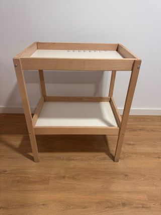 Cambiador madera Ikea