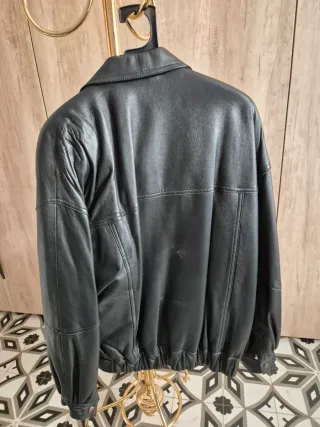 Giubbotto in pelle vintage da uomo nero