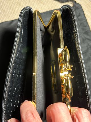 Bolso Love Moschino Piel Negra Cocodrilo