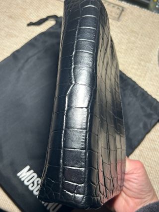 Bolso Love Moschino Piel Negra Cocodrilo