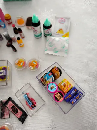 Nevera Mini Brands con Accesorios